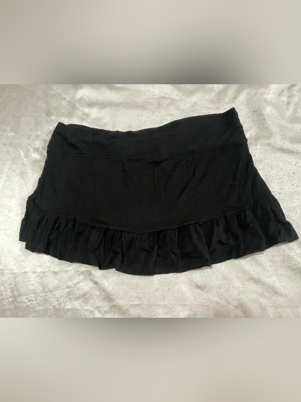 Ingear Black Ruffled Mini Skirt - Picture 2 of 4